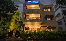 Fabhotel Astoria House - Near Central Park